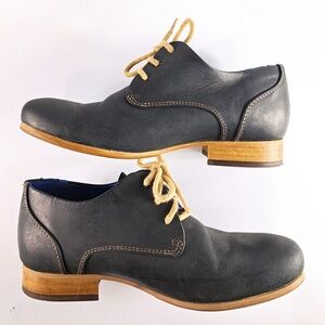 John Fluevog Classic Radio CBC Derby Shoes Black and Blue Size 6.5
